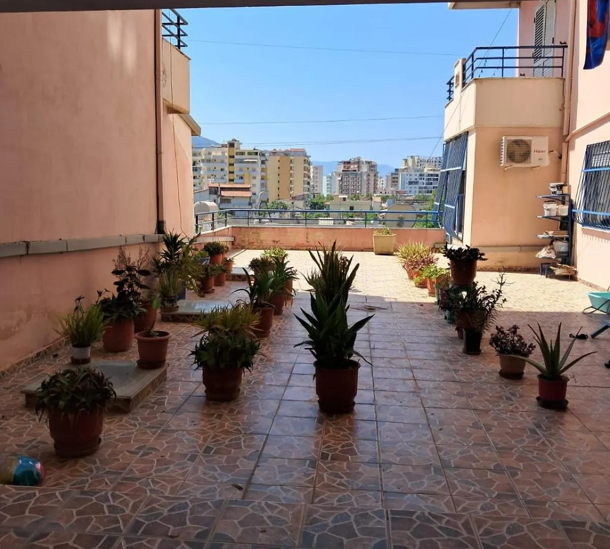 Caushaj Apartments 2 Wlora